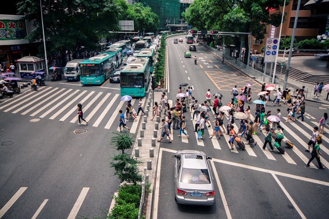 In a Global First, Shenzhen Steers Toward 100% Electric Bus Fleet